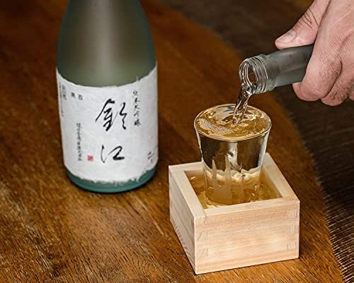 יפן ברגיין 3323, כוסות סאקה מעץ קטנות מעץ יפני קופסת סאקי סאקי יפנית מיוצרת ביפן, 2 אונקיה, סט של 2