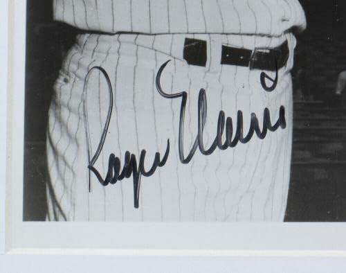 רוג'ר מאריס חתום ממוסגר 8x10 ניו יורק ינקי צילום JSA LOA BB70058 - תמונות MLB עם חתימה עם חתימה
