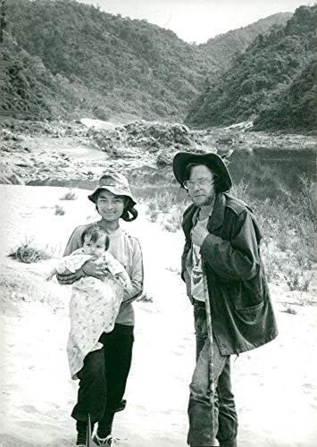 תצלום וינטג 'של Hseng NONG HSENG TAI ו- BERTIL LIUTNER בקאצ'ין הילס בורמה.
