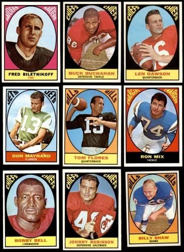 1967 Topps כדורגל סט שלם 7 - NM - סטים שלמים כדורגל