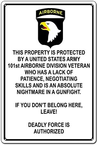 רכוש מוגן על ידי 101 מוטס ותיק צבא ארצות הברית מצחיק פח סימן מתכת סימן מתכת דקור קיר סימן קיר פוסטר קיר תפאורה