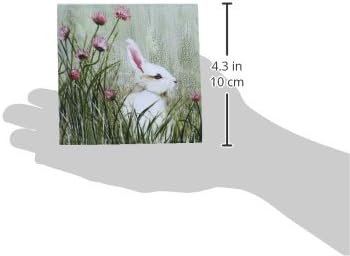 3 רוז סיסט_44349_3 מבט צדדי של ארנב ארנב בעשב גבוה עם פרחי בר ורודים-תחתיות אריחי קרמיקה, סט של 4