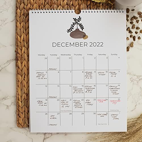 לוח יומן של עיצוב מופשט יפה - פועל מיוני 2022 עד דצמבר 2023 - לוח השנה החודשי המושלם עם עיצובים