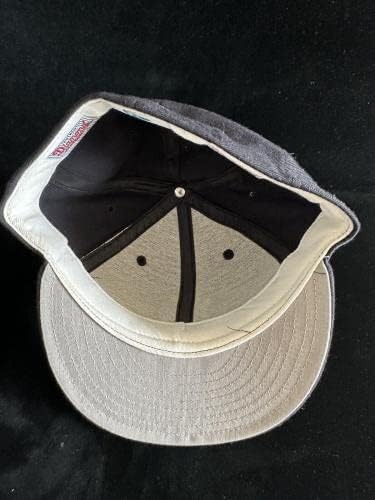 יוגי ברה ניו יורק ינקי הופר חתום על עידן חדש כובע/כובע כובע W/Hologram - כובעי MLB עם חתימה