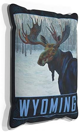 Wyoming Winter Moose Canvas זורק כרית לספה או לספה בבית ובמשרד מציור שמן מאת האמן קארי לר 13 x 19.
