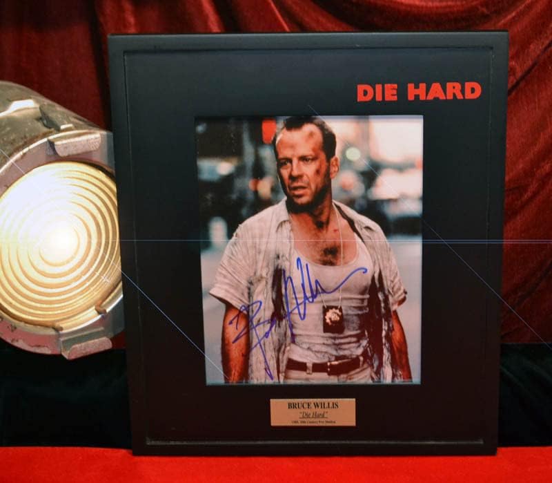 כוכב Die Hard Bruce Willis Autograph, Inconographs, COA, UACC, מסגרת, DVDs - Ship מהיר!
