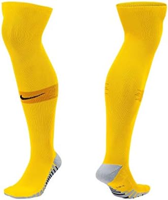 קבוצת הגברים של נייקי גומלין Core Core Core OTC Soccer Socks 1 זוג